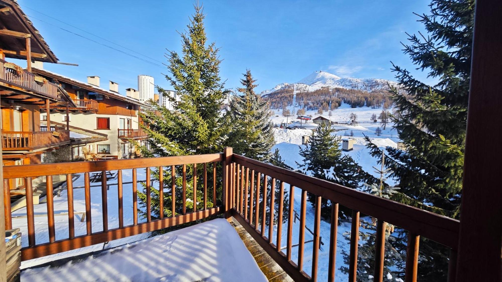 Vila Hostdomus - Imperial Chalet Colle Colle Sestriere Exteriér fotografie